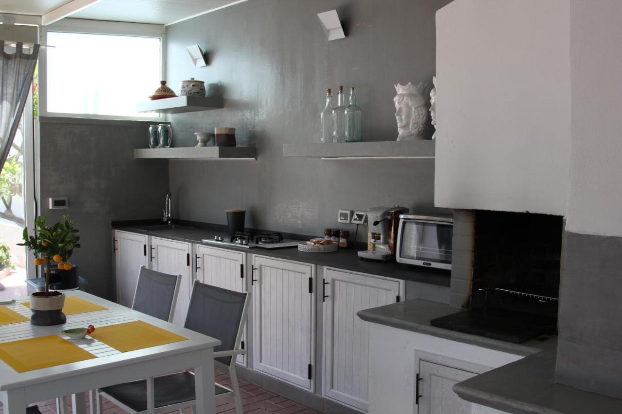 La Casa Del Viaggiatore Milazzo Exterior foto